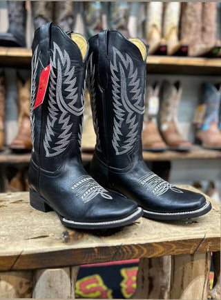 Quincy Original Leather High Boots for Women in Rodeo Last Black Color Q322N8305