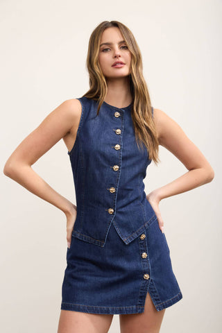 GOLD BUTTON ROUND NECK DENIM VEST TOP: DARK DENIM