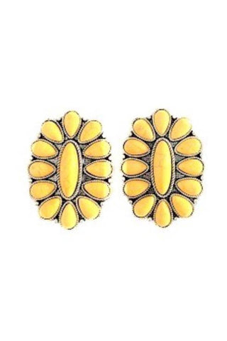 WESTERN CONCHO DESIGN POST EARRINGS: FUCHSIA