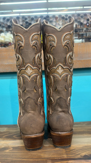 CIRCLE G LADIES CHOCOLATE INLAY & EMBROIDERY & STUDS L6029