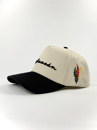 FORTY FIVE HATS SIGNATURE ESTADOS CAP (White and Black)