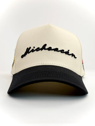 FORTY FIVE HATS SIGNATURE ESTADOS CAP (White and Black)