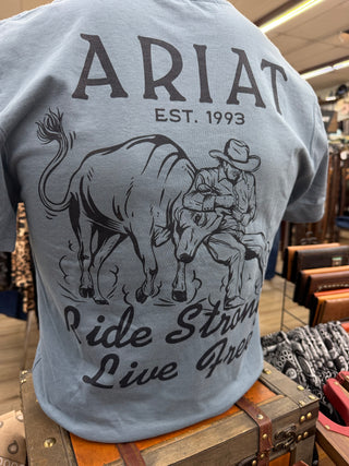 Ariat Men’s Bulldogger T-Shirt (Light Denim) 10082625