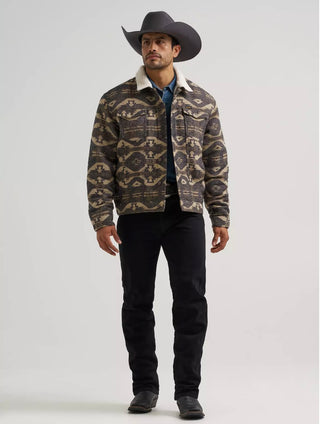 MEN'S WRANGLER® SHERPA LINED JACQUARD PRINT JACKET(112381945)