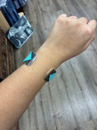 Women’s Montana Silversmiths Bracelet - (Silverwide) BC25990-BK
