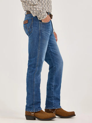MEN'S WRANGLER RETRO® SLIM FIT STRAIGHT LEG JEAN 112370632