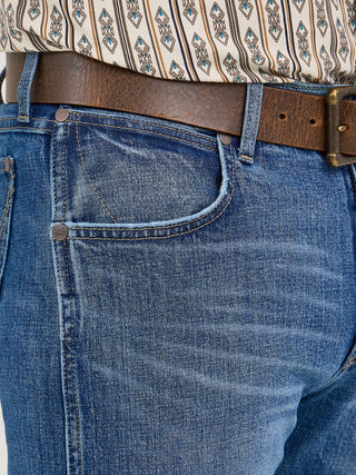 MEN'S WRANGLER RETRO® SLIM FIT STRAIGHT LEG JEAN 112370632