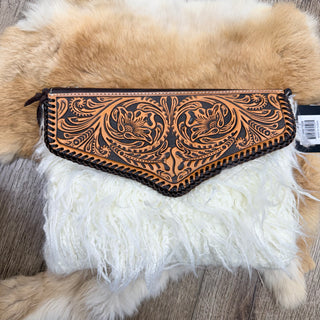 Angel Ranch Crossbody Purse D330001808