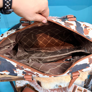 WG133-5110BR Wrangler Cow Print Collection Weekender Bag