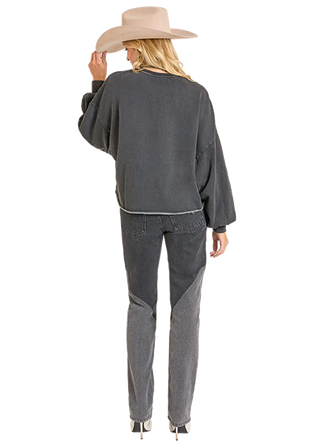 ROCK & ROLL COWGIRL BLACK EMBROIDERED SWEATER BW91T06995
