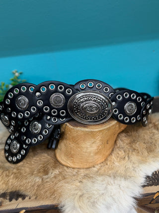 ONE SIZE BLACK CONCHO BELT-IW60011ASL