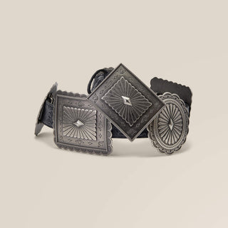 Ariat Women’s Concho Leather Belt (Black) A1531801