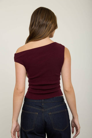 ASYMMETRIC BOAT NECK FITTED KNIT SWEATER TOP: BLACK